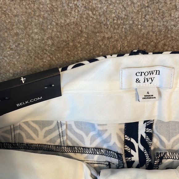 NWT Crown and Ivy Pants - Picture 3 of 10